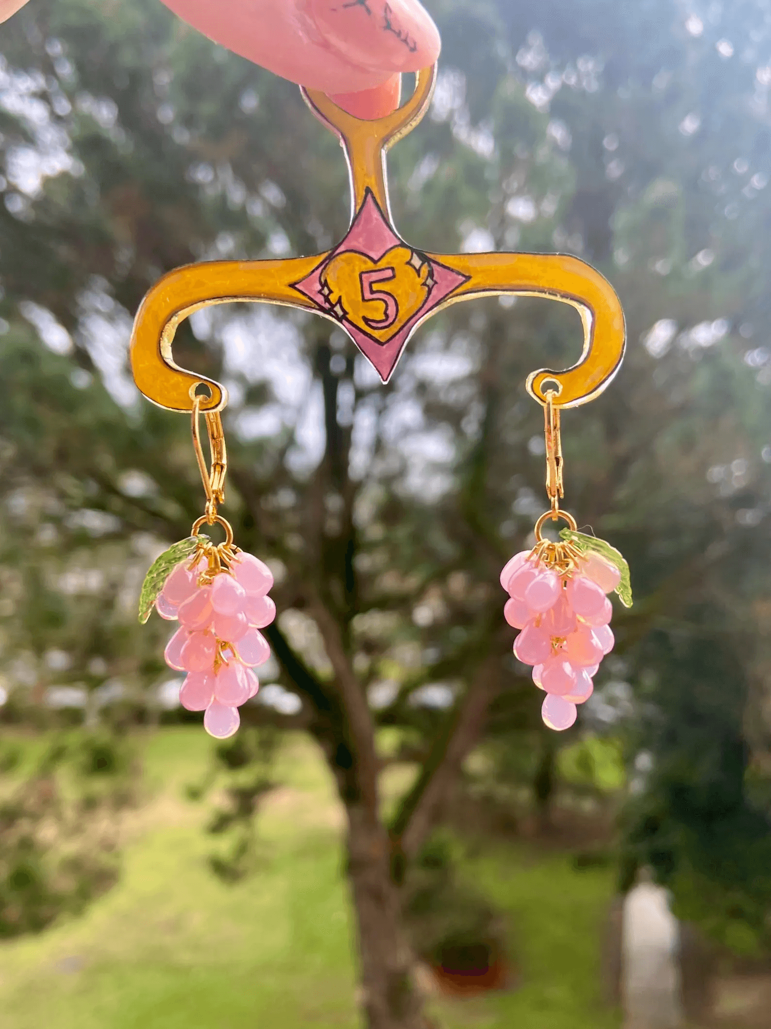 Boucles d'oreilles Boucles mini raisins rose pâle - Vue 1 sur 5