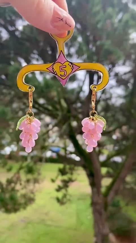 Boucles d'oreilles Boucles mini raisins rose pâle - Vue 5 sur 5