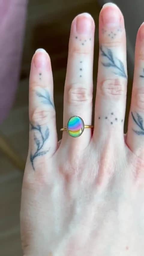 Bagues Bague ovale Arc-en-ciel - dorée - Vue 3 sur 3