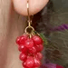 Boucles d'oreilles Boucles mini raisins framboise - Vue 2 sur 4