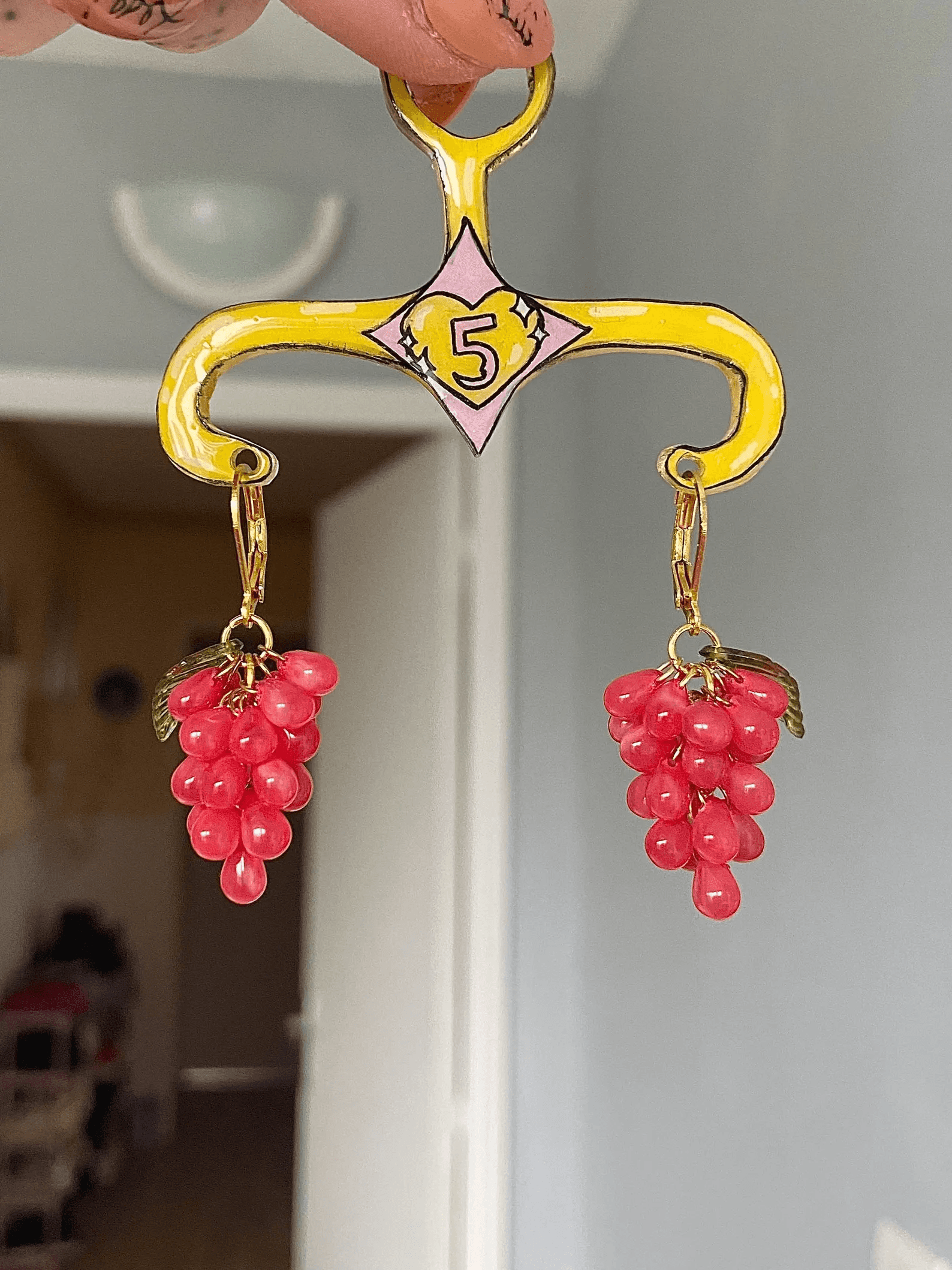 Boucles d'oreilles Boucles mini raisins framboise - Vue 1 sur 4
