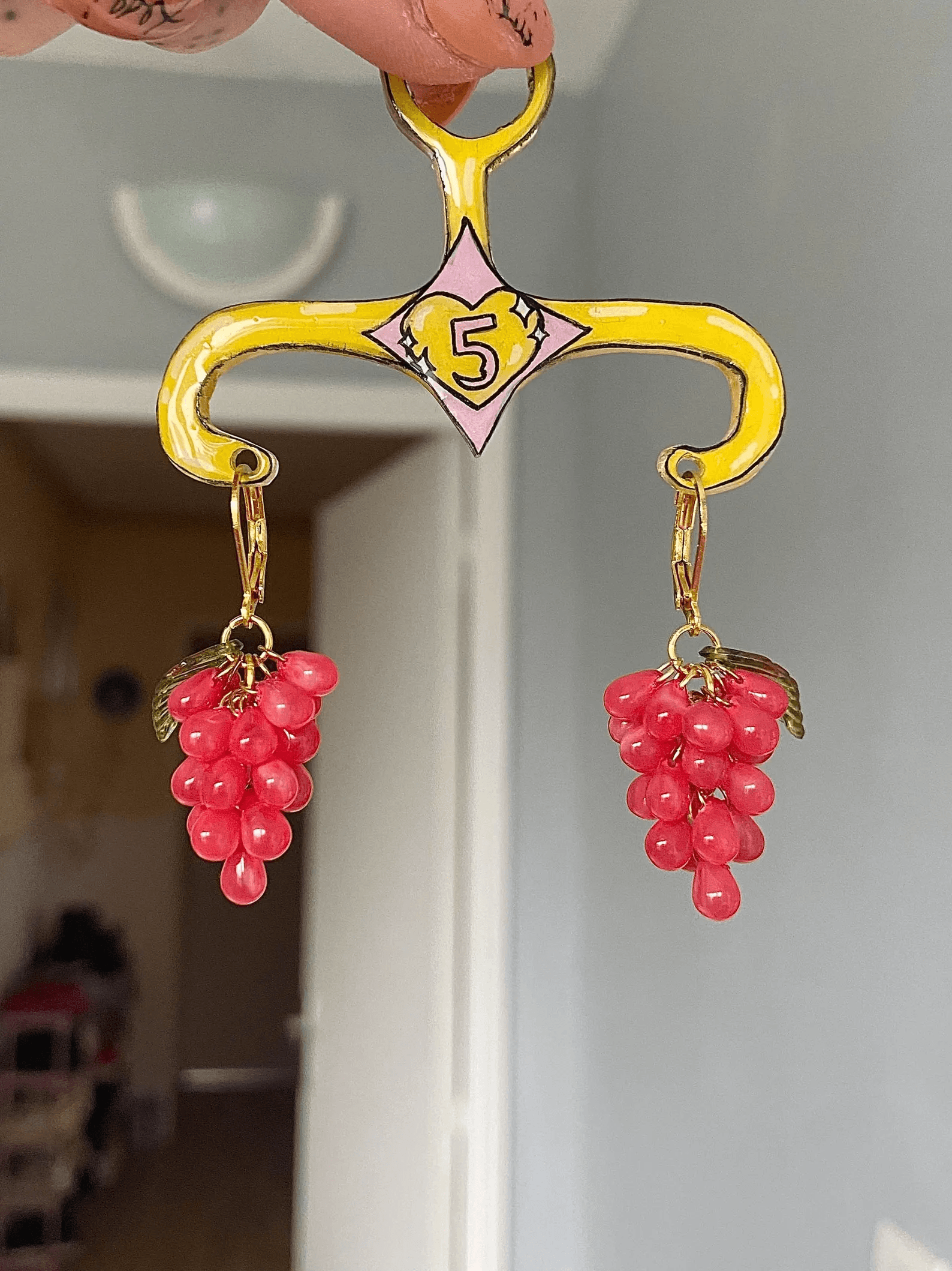 Boucles mini raisins framboise - Image principale